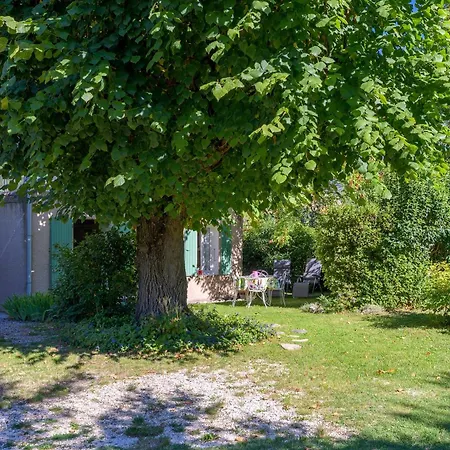 Des Pivoines Casa rural